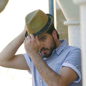 Meet your Posher, Orestes